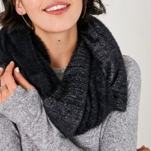 Kaci-Versatile-Scarf
